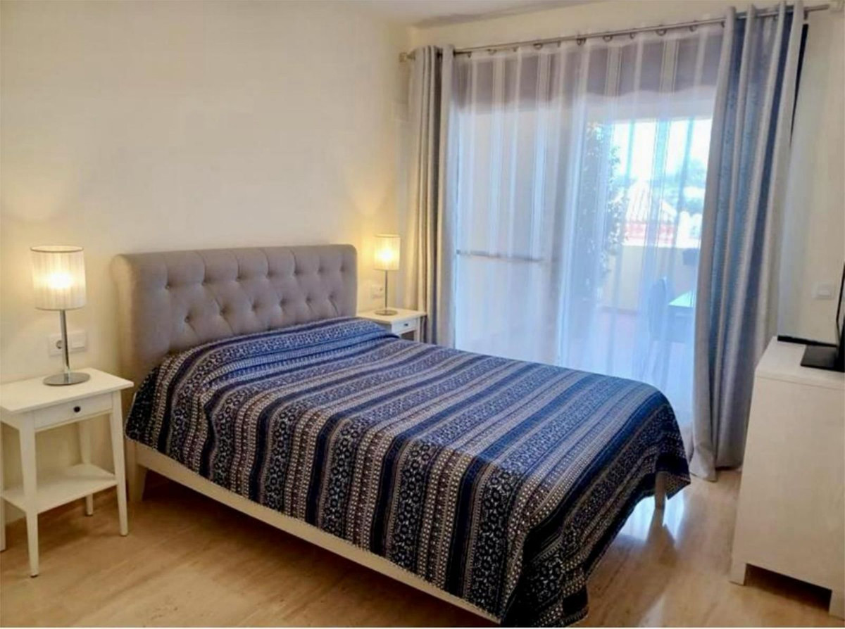 Te koop Middle Floor Apartment Costa Del Sol Estepona € 367.500,-