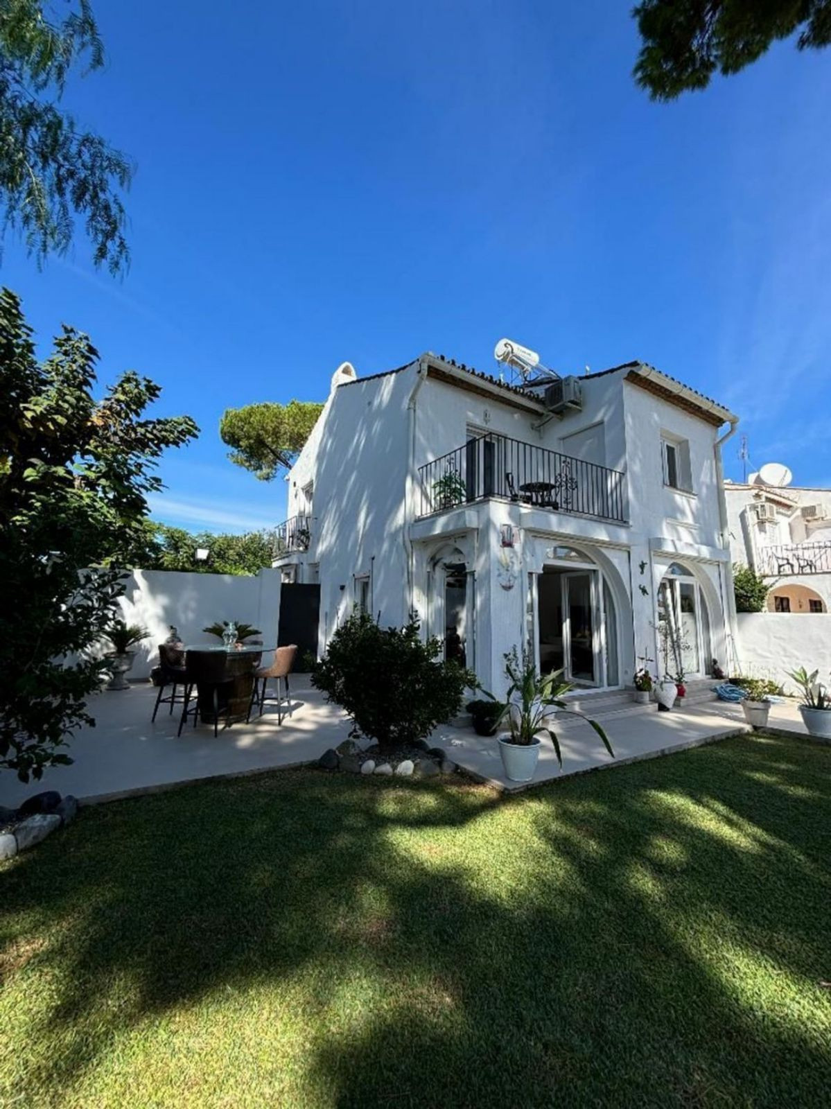 Te koop Vrijstaande Villa Costa Del Sol El Paraiso € 698.250,-