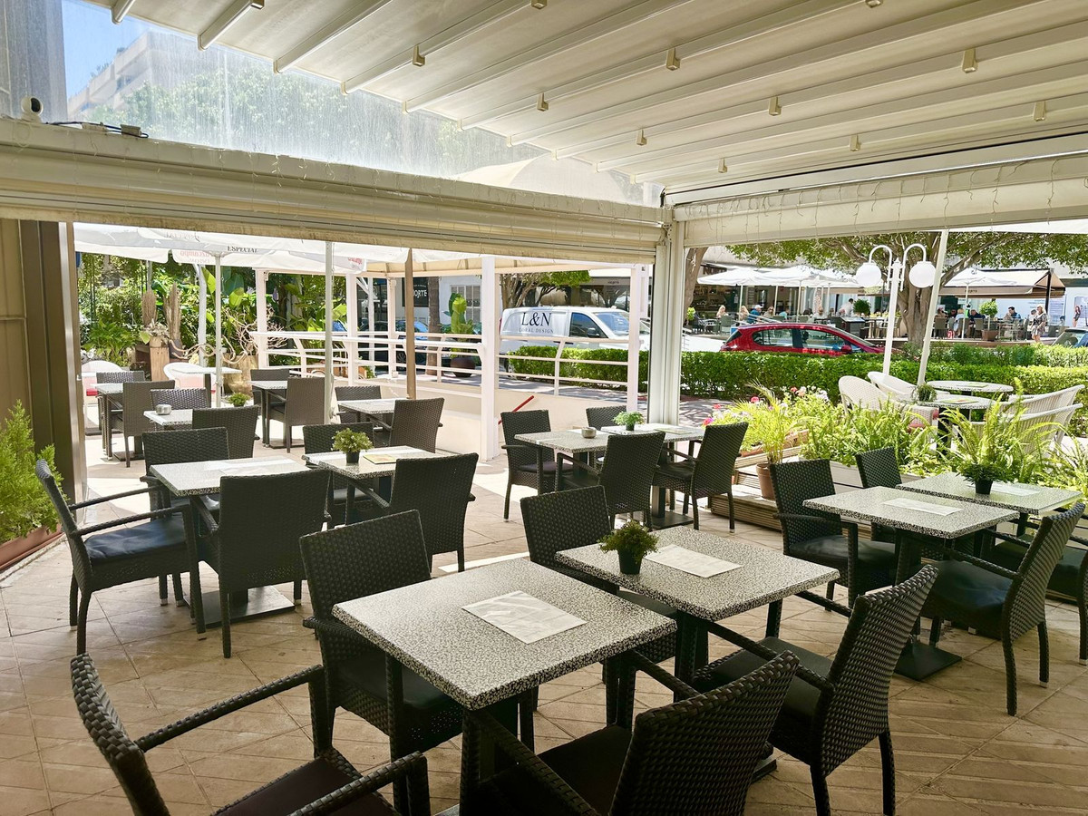 Te koop Restaurant Costa Del Sol Puerto Banús € 1.000.000,-
