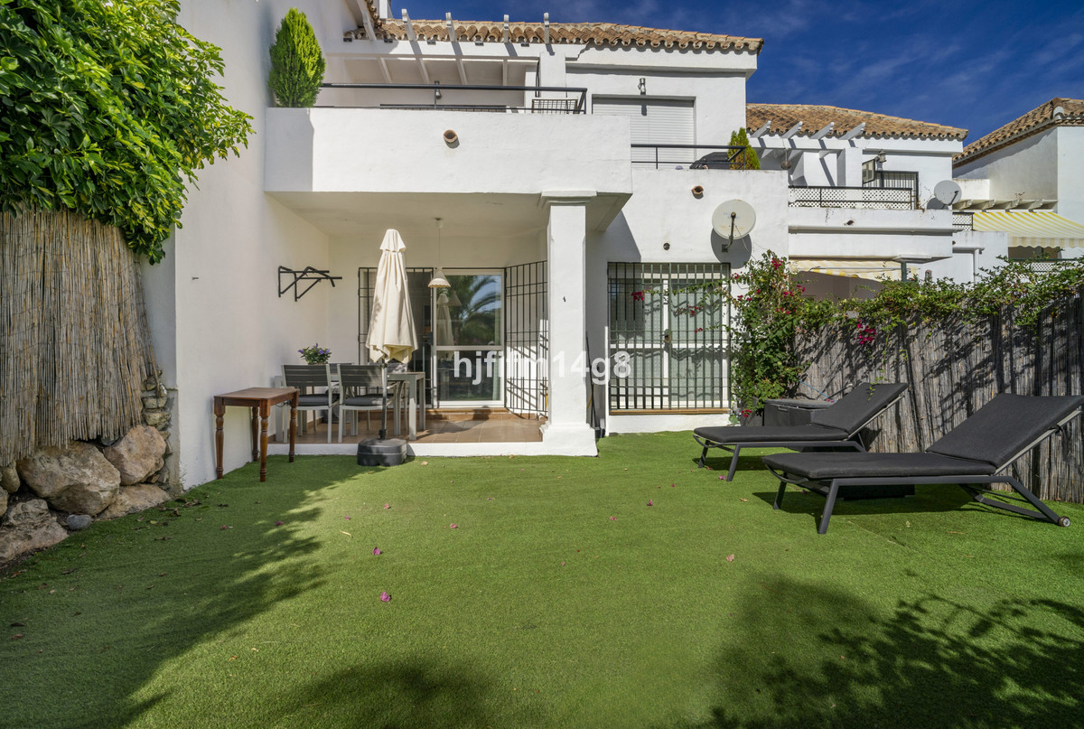 Te koop Gelijkvloers appartement Costa Del Sol Nueva Andalucía € 415.000,-