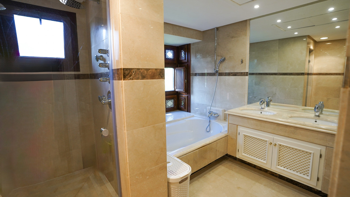 Te koop Penthouse Costa Del Sol Puerto Banús € 1.700.000,-