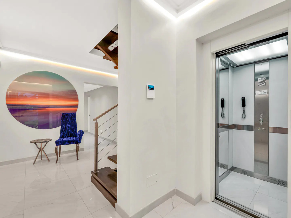 Te koop Vrijstaande Villa Costa Del Sol Marbella € 2.500.000,-