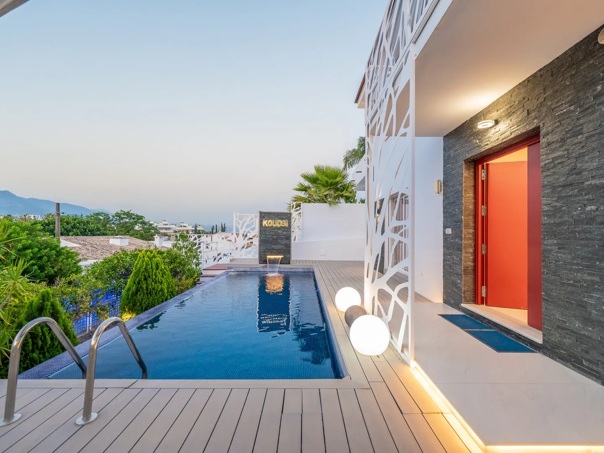 Te koop Vrijstaande Villa Costa Del Sol Marbella € 2.500.000,-