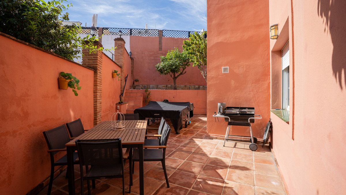 Te koop Vrijstaande Villa Costa Del Sol Nueva Andalucía € 1.300.000,-