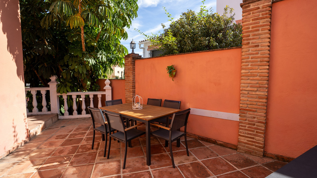 Te koop Vrijstaande Villa Costa Del Sol Nueva Andalucía € 1.300.000,-