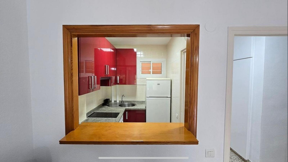 Te koop Middle Floor Apartment Costa Del Sol Benalmadena € 240.000,-