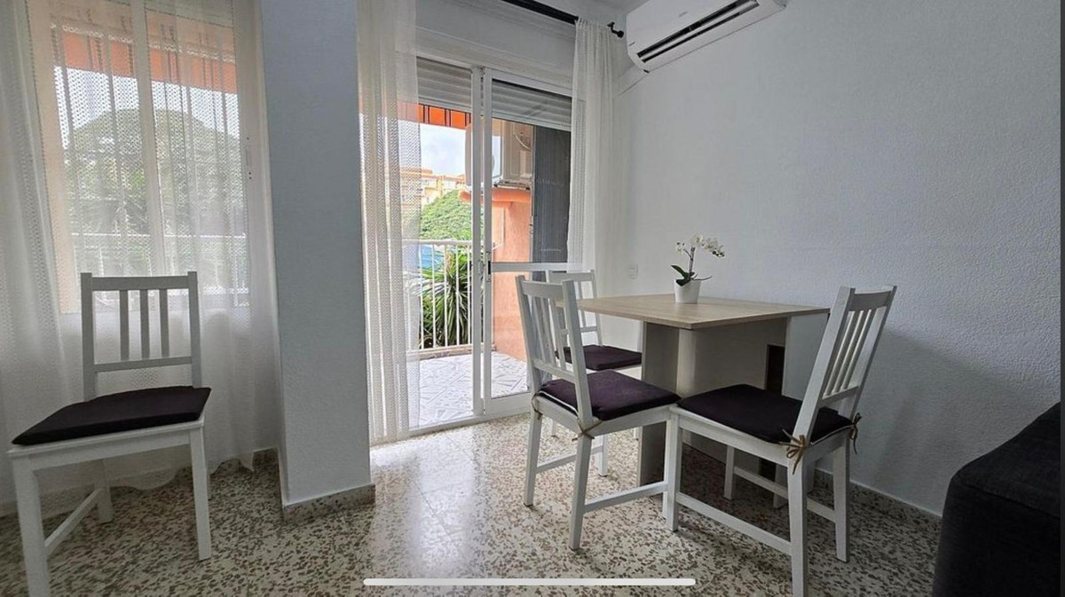 Te koop Middle Floor Apartment Costa Del Sol Benalmadena € 240.000,-