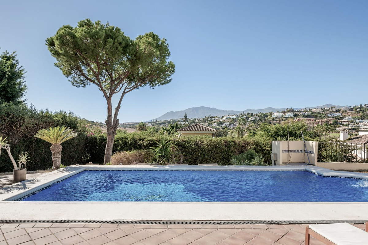 Te koop Vrijstaande Villa Costa Del Sol El Paraiso € 1.695.000,-