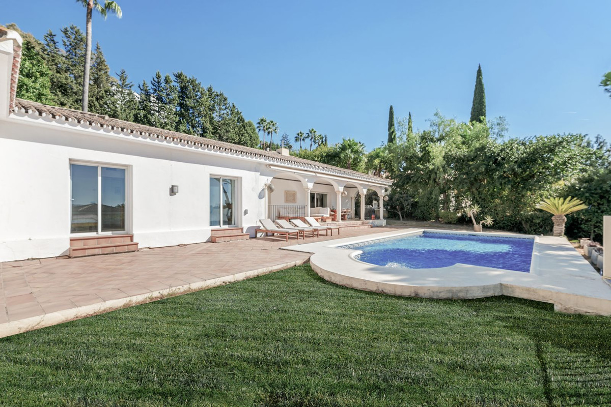 Te koop Vrijstaande Villa Costa Del Sol El Paraiso € 1.695.000,-