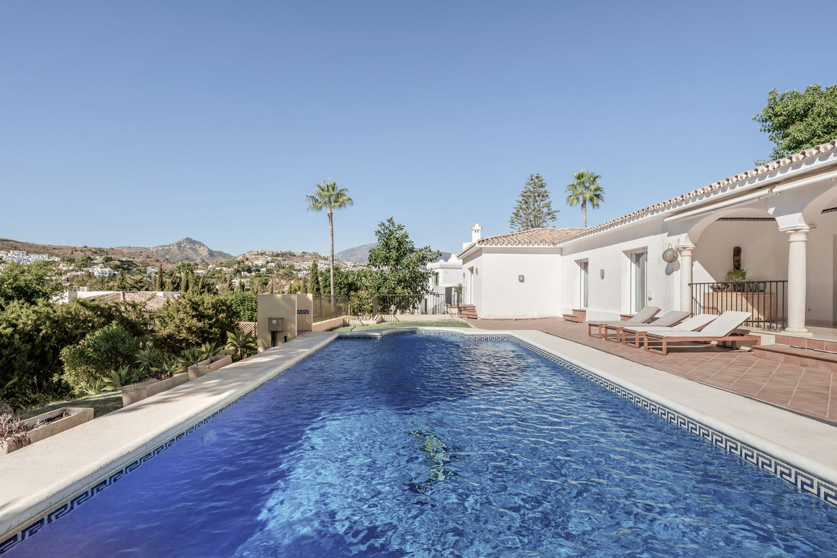 Te koop Vrijstaande Villa Costa Del Sol El Paraiso € 1.695.000,-