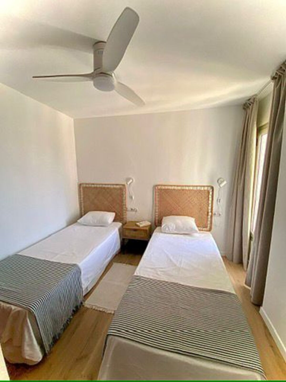 Te koop Middle Floor Apartment Costa Del Sol Carvajal € 499.000,-