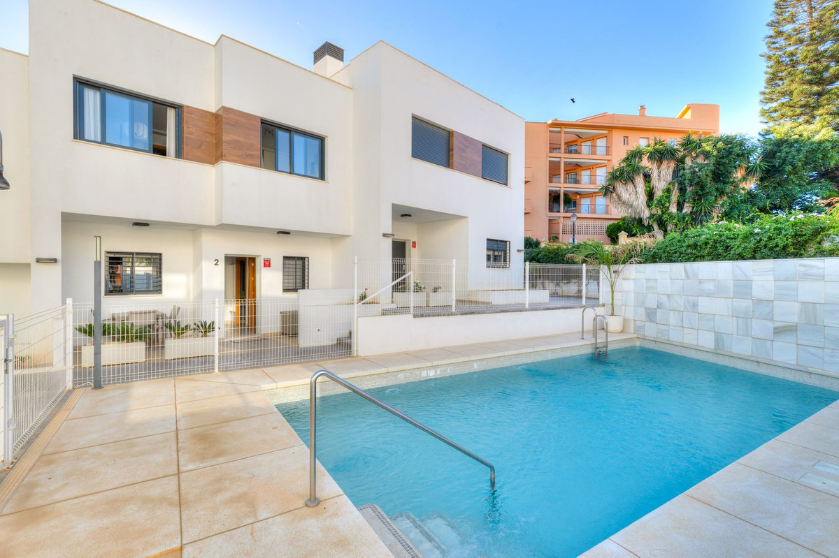 Te koop Herenhuis Costa Del Sol Fuengirola € 695.000,-
