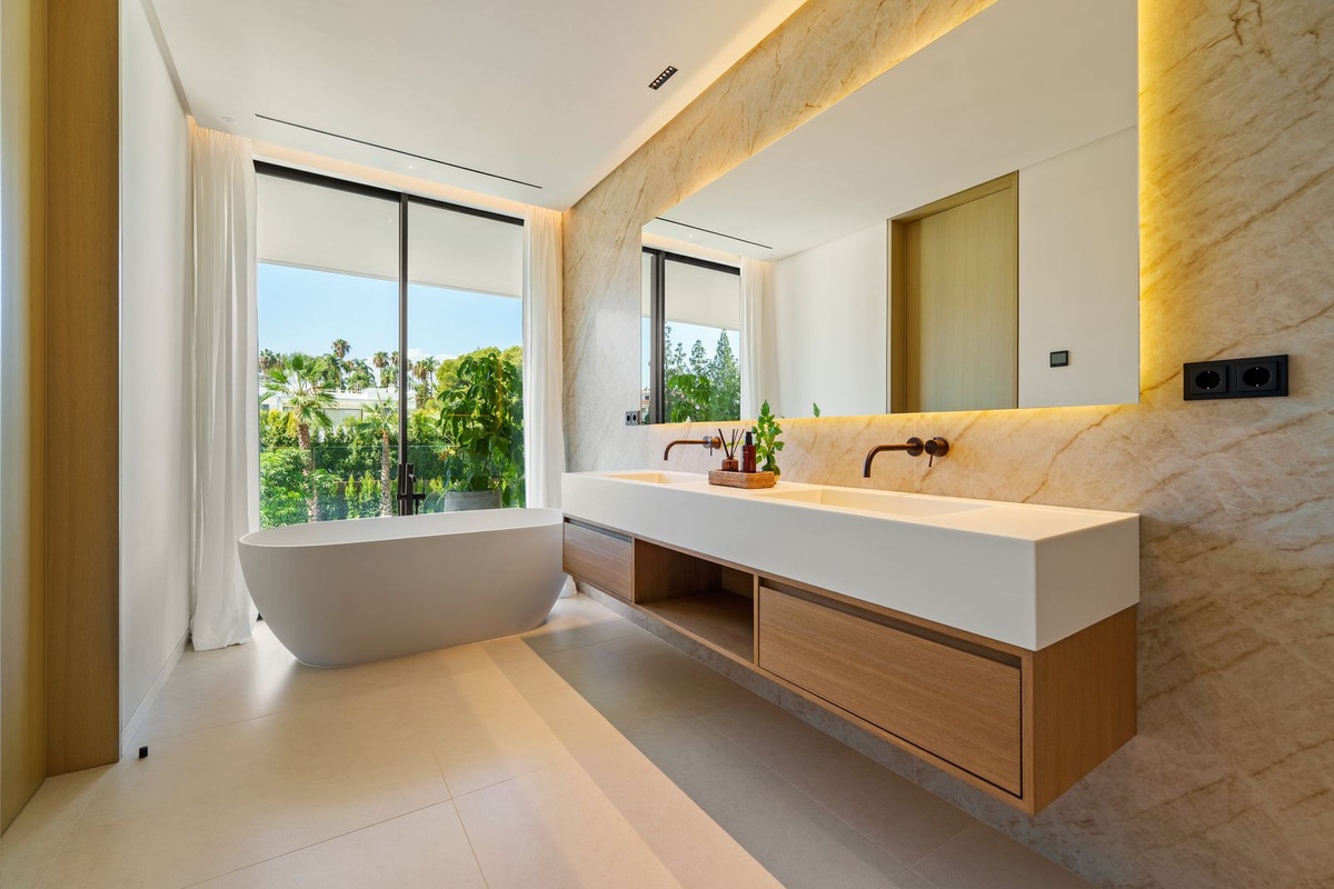 Te koop Vrijstaande Villa Costa Del Sol The Golden Mile € 5.995.000,-