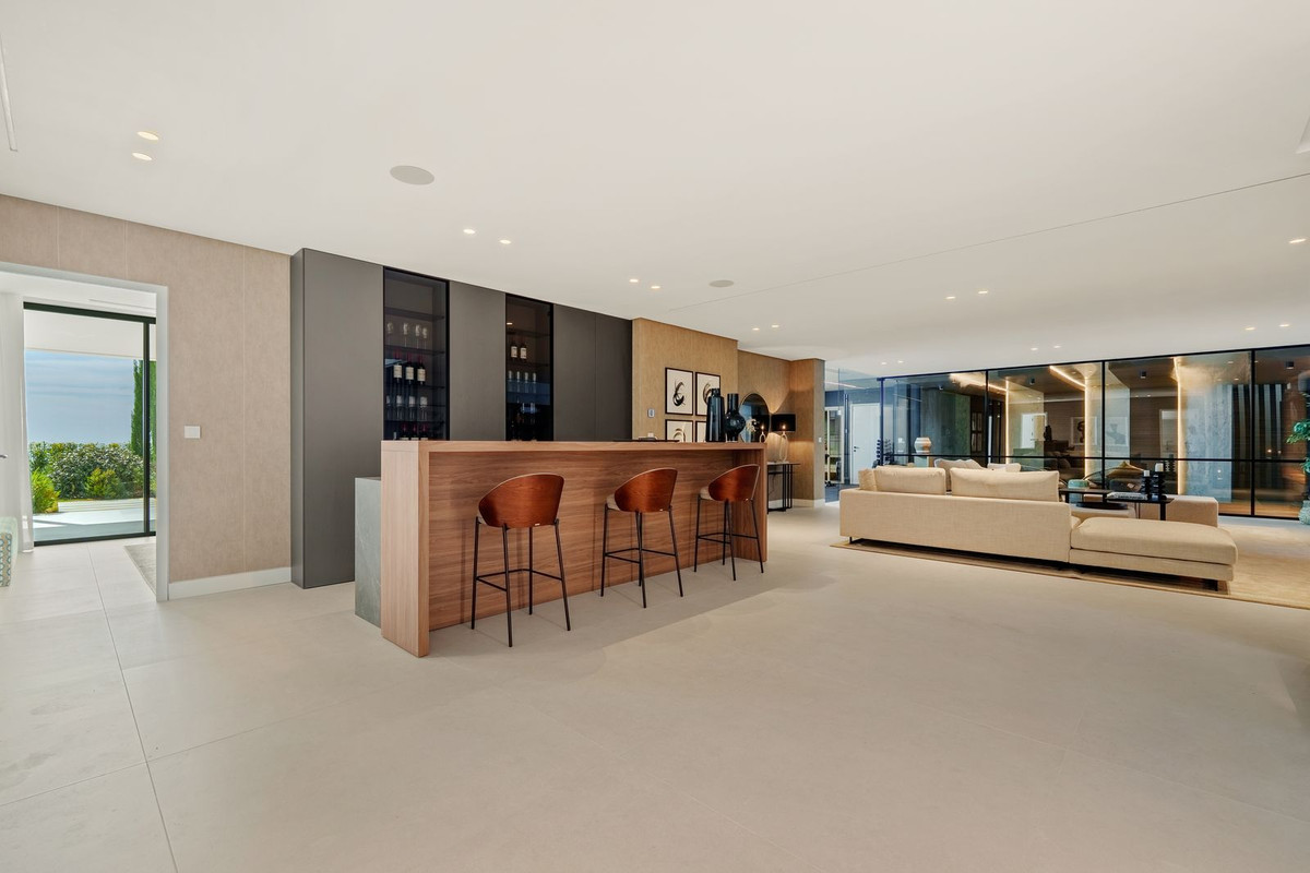 Te koop Vrijstaande Villa Costa Del Sol La Quinta € 7.450.000,-