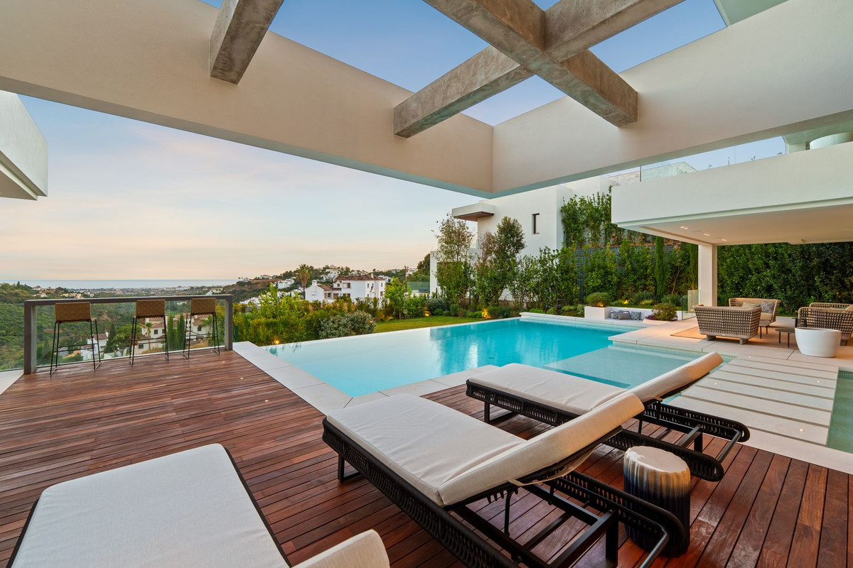 Te koop Vrijstaande Villa Costa Del Sol La Quinta € 7.450.000,-