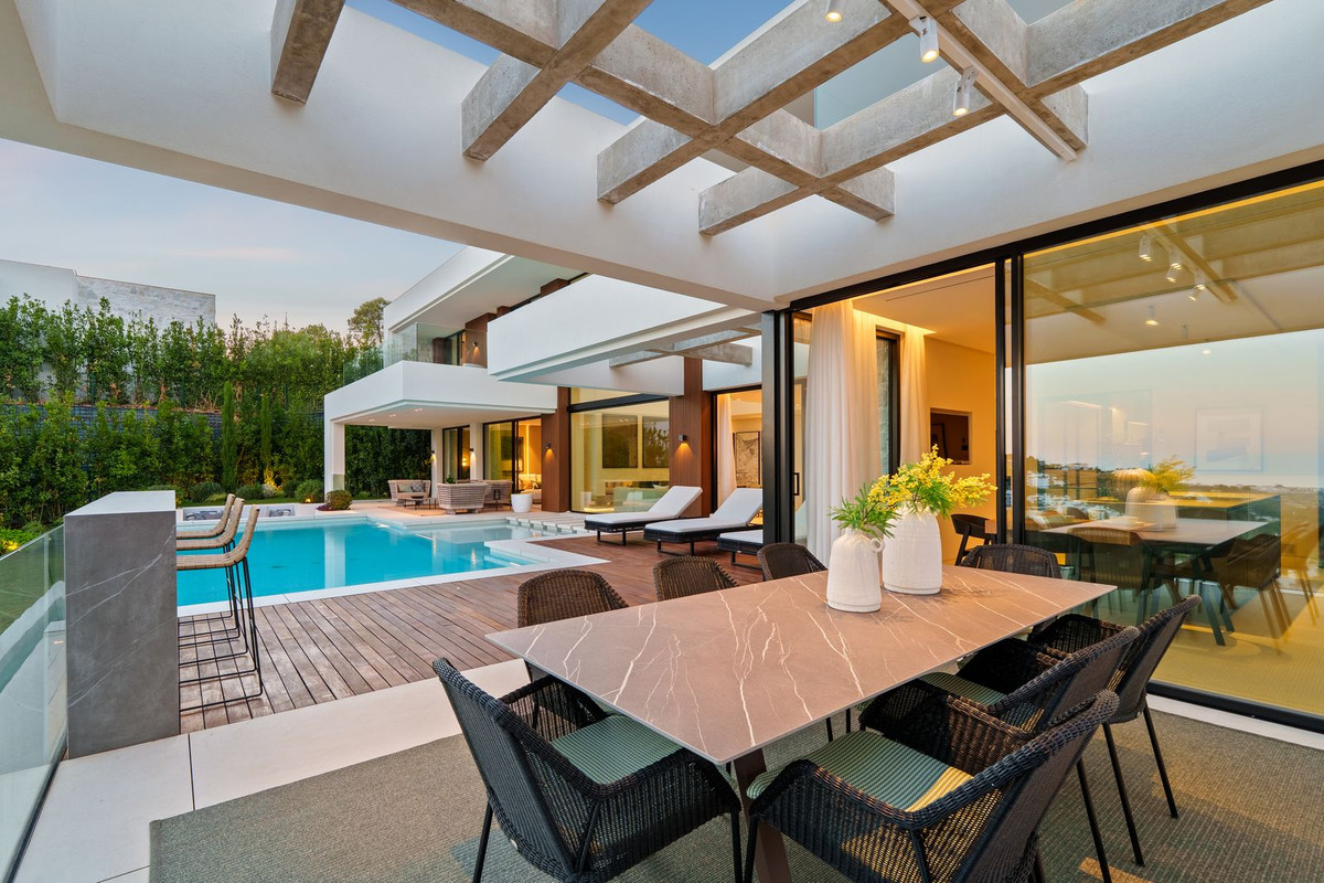 Te koop Vrijstaande Villa Costa Del Sol La Quinta € 7.450.000,-