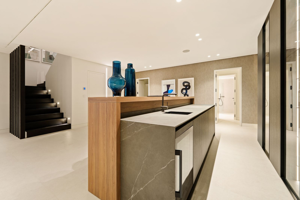 Te koop Vrijstaande Villa Costa Del Sol La Quinta € 7.450.000,-