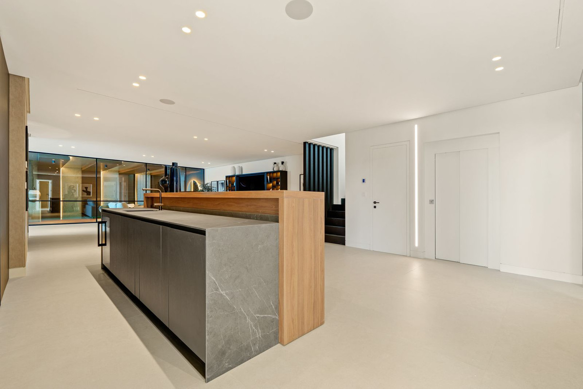 Te koop Vrijstaande Villa Costa Del Sol La Quinta € 7.450.000,-