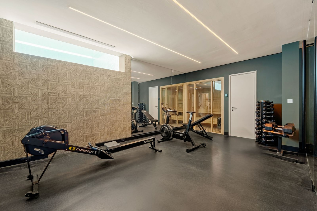 Te koop Vrijstaande Villa Costa Del Sol La Quinta € 7.450.000,-