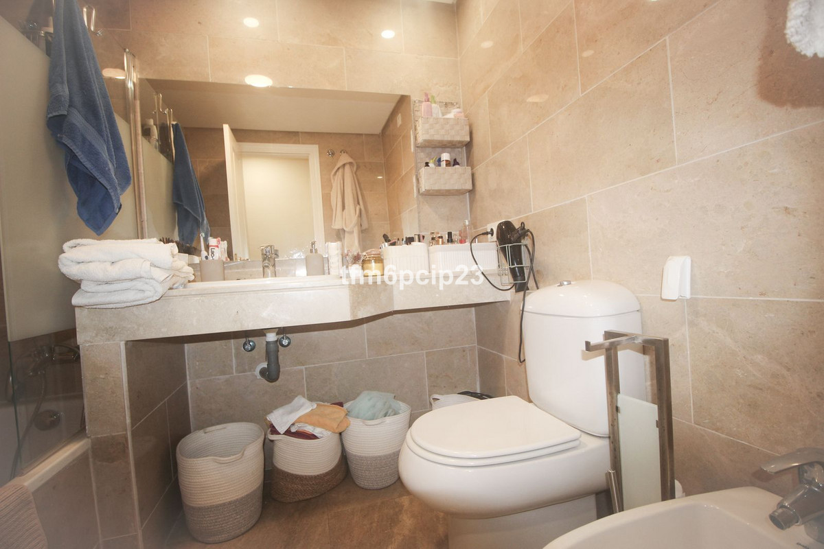 Te koop Middle Floor Apartment Costa Del Sol Manilva € 290.000,-