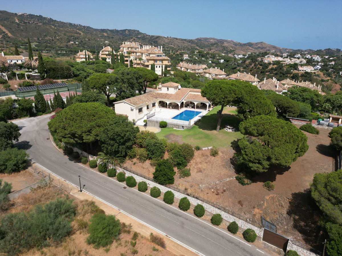 Te koop Residential Plot Costa Del Sol Elviria € 3.600.000,-