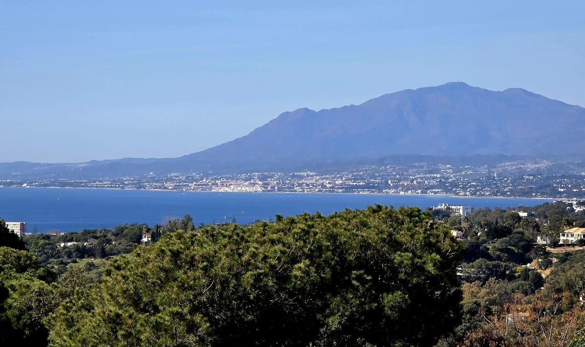 Te koop Residential Plot Costa Del Sol Elviria € 3.600.000,-