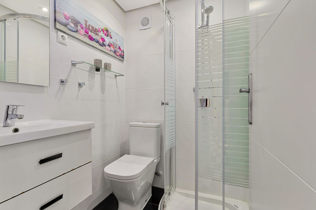 Te koop Middle Floor Apartment Costa Del Sol Fuengirola € 515.000,-