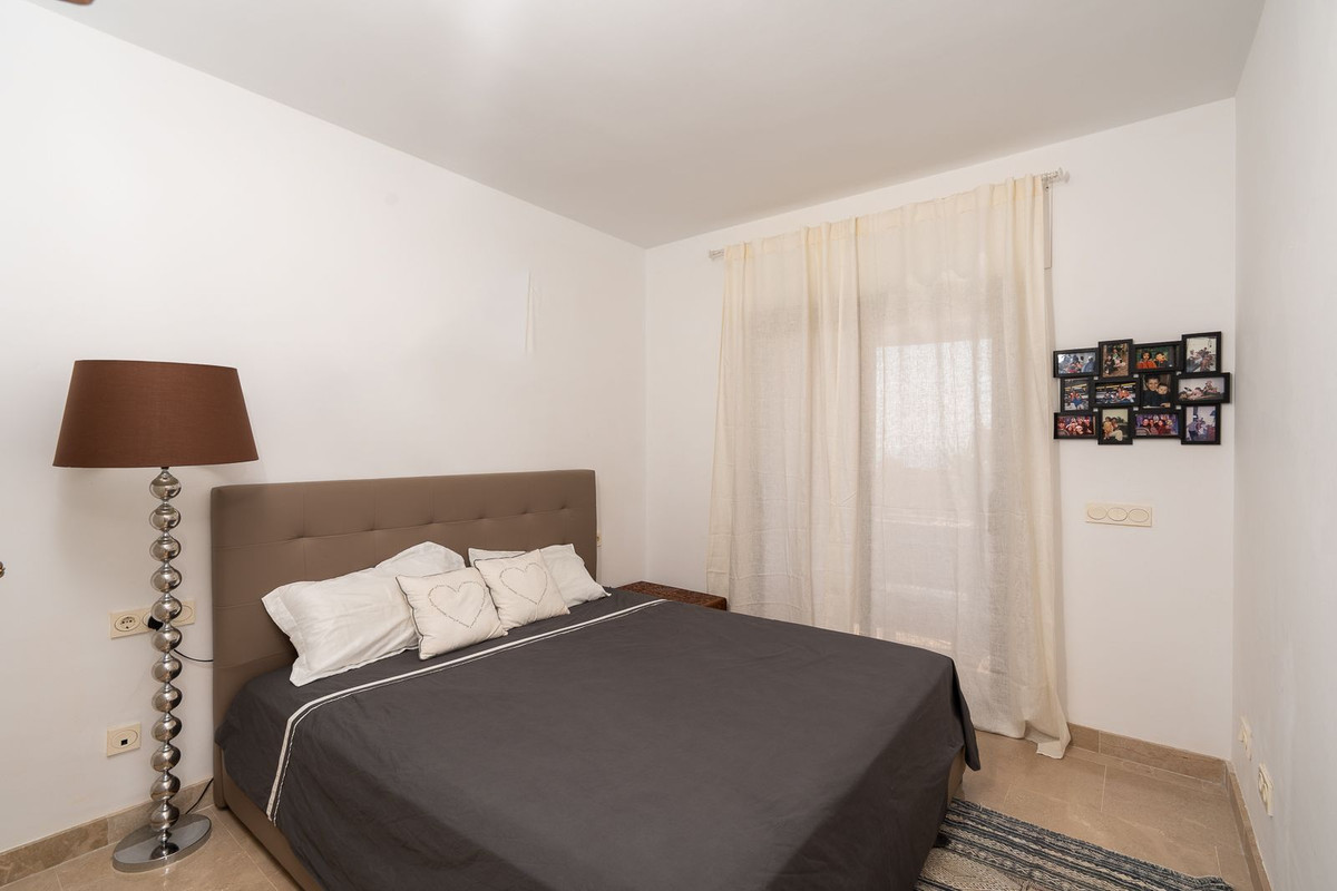 Te koop Middle Floor Apartment Costa Del Sol La Duquesa € 269.900,-