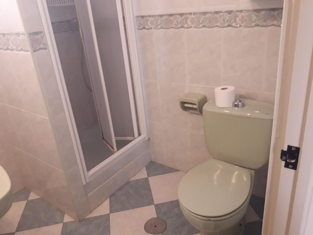 Te koop Middle Floor Apartment Costa Del Sol San Luis De Sabinillas € 190.000,-