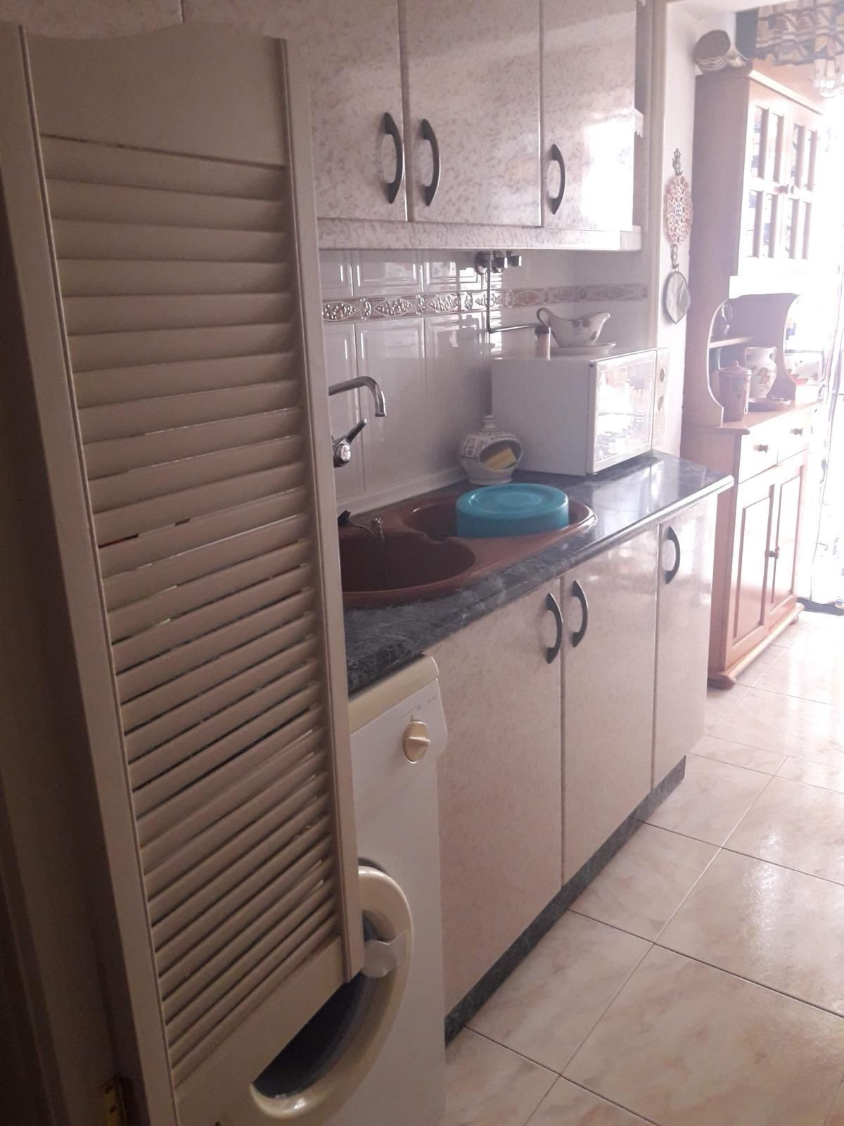 Te koop Middle Floor Apartment Costa Del Sol San Luis De Sabinillas € 190.000,-