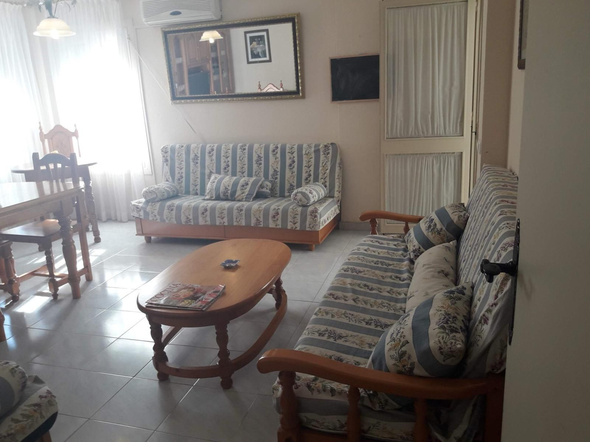 Te koop Middle Floor Apartment Costa Del Sol San Luis De Sabinillas € 190.000,-