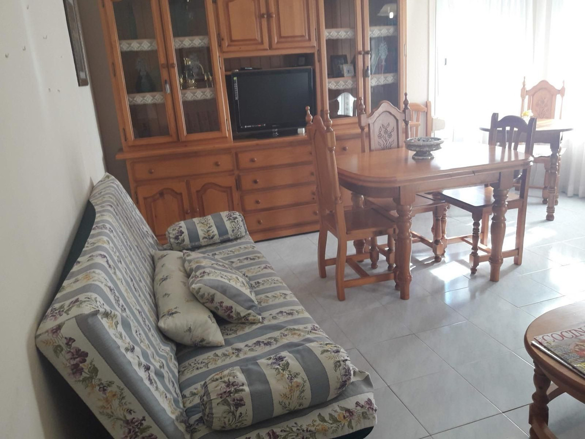 Te koop Middle Floor Apartment Costa Del Sol San Luis De Sabinillas € 190.000,-