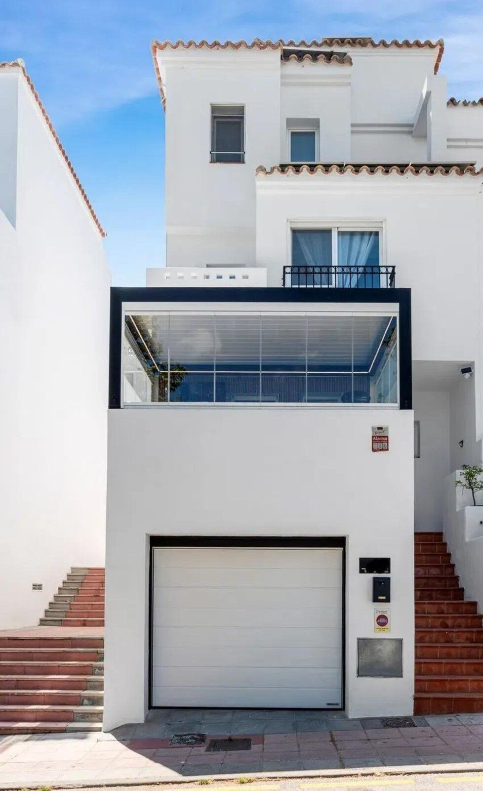 Te koop Half vrijstaand huis Costa Del Sol Estepona € 645.000,-