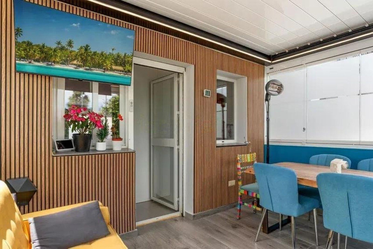 Te koop Half vrijstaand huis Costa Del Sol Estepona € 645.000,-