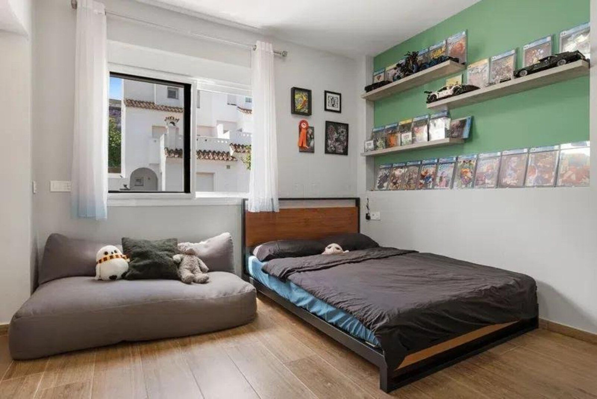 Te koop Half vrijstaand huis Costa Del Sol Estepona € 645.000,-