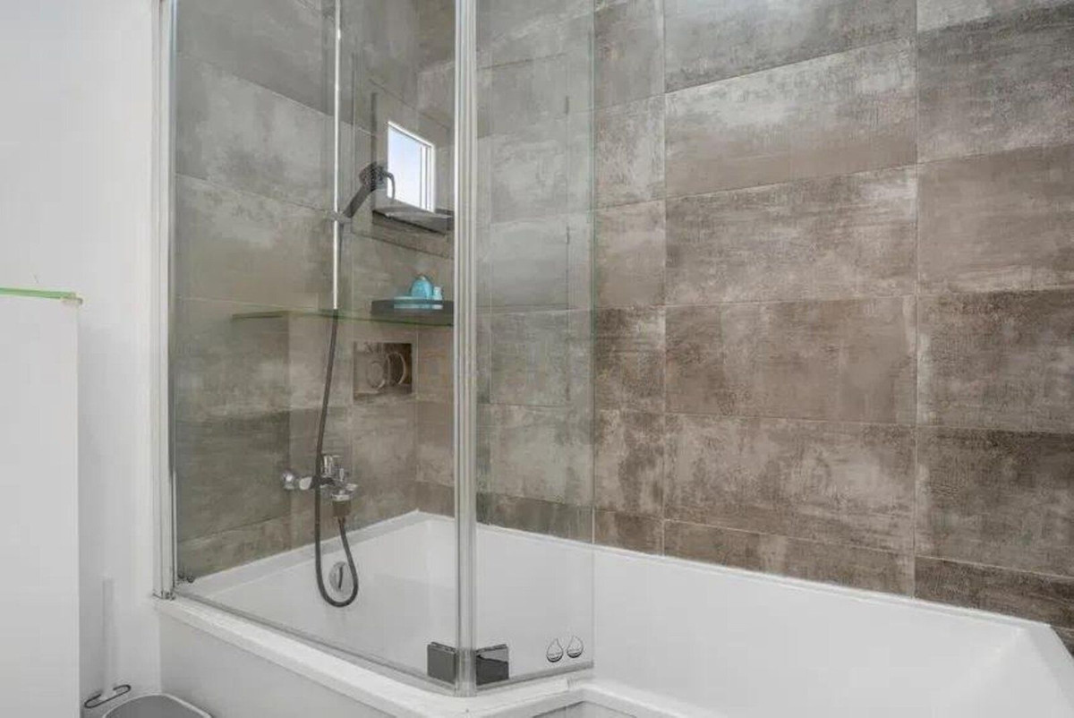 Te koop Half vrijstaand huis Costa Del Sol Estepona € 645.000,-