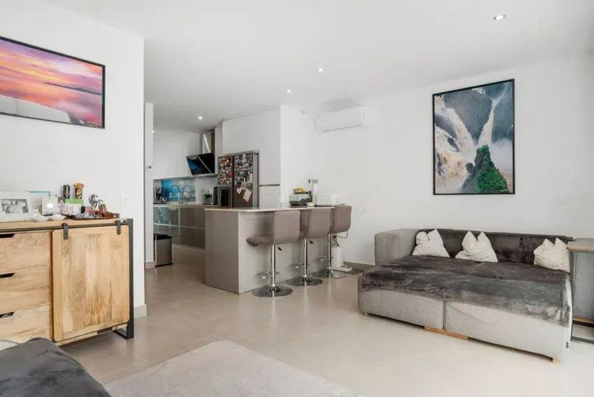 Te koop Half vrijstaand huis Costa Del Sol Estepona € 645.000,-