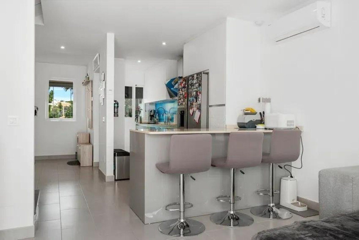 Te koop Half vrijstaand huis Costa Del Sol Estepona € 645.000,-