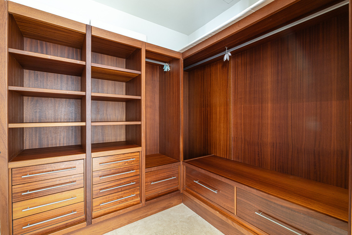 Te koop Vrijstaande Villa Costa Del Sol Casares € 4.550.000,-