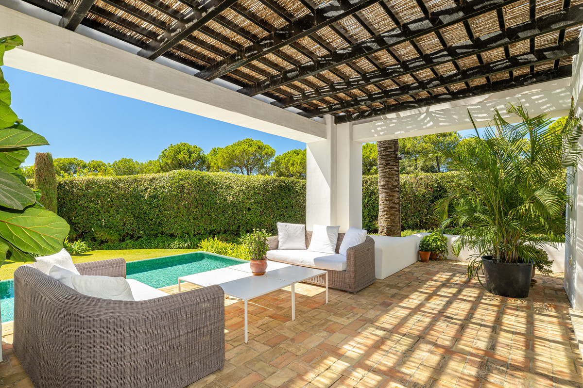 Te koop Vrijstaande Villa Costa Del Sol Casares € 4.550.000,-