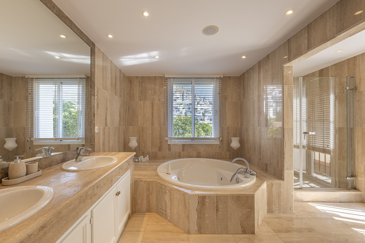 Te koop Vrijstaande Villa Costa Del Sol Benahavís € 2.895.000,-