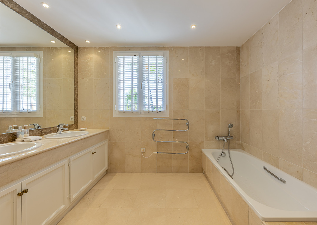 Te koop Vrijstaande Villa Costa Del Sol Benahavís € 2.895.000,-