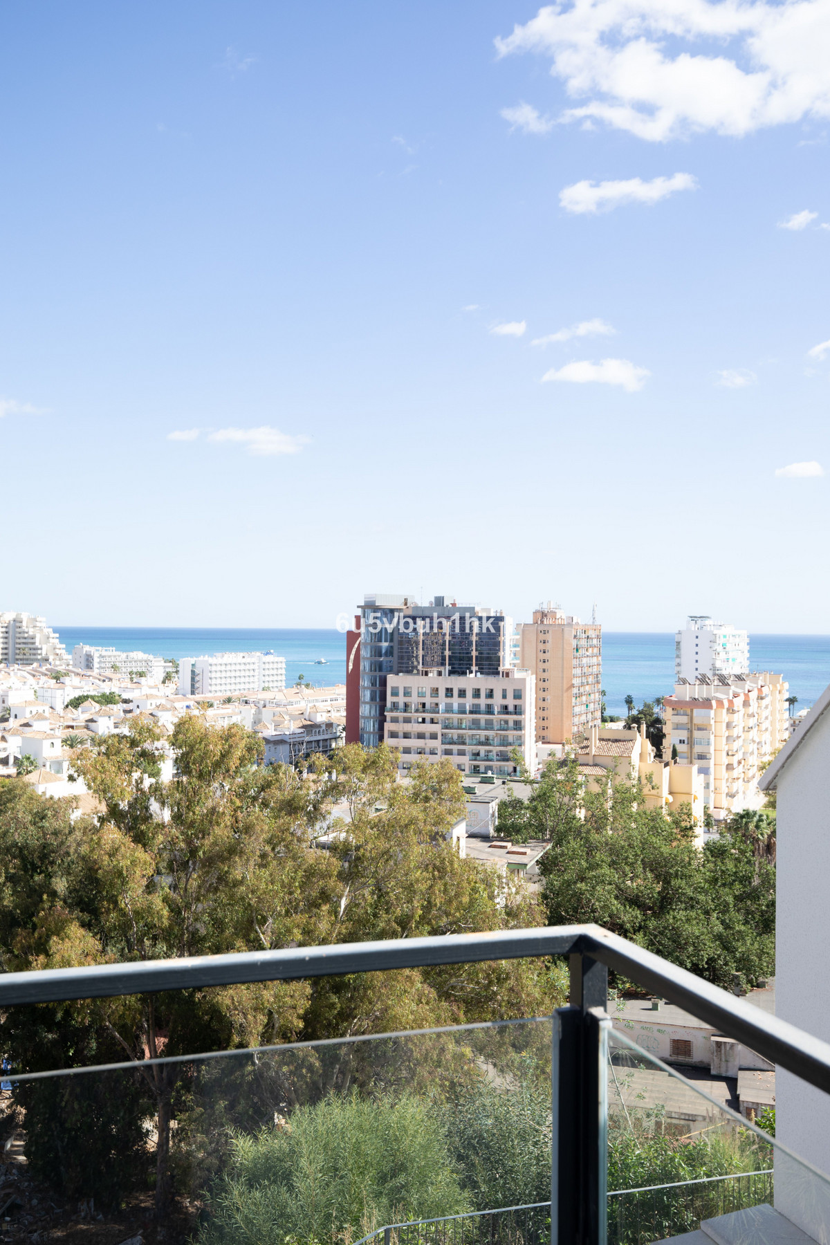 Te koop Herenhuis Costa Del Sol Benalmadena Costa € 650.000,-