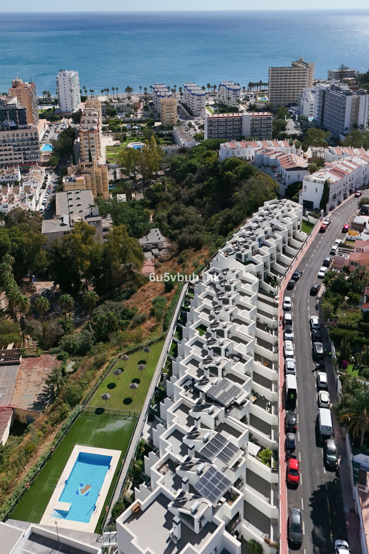 Te koop Herenhuis Costa Del Sol Benalmadena Costa € 650.000,-