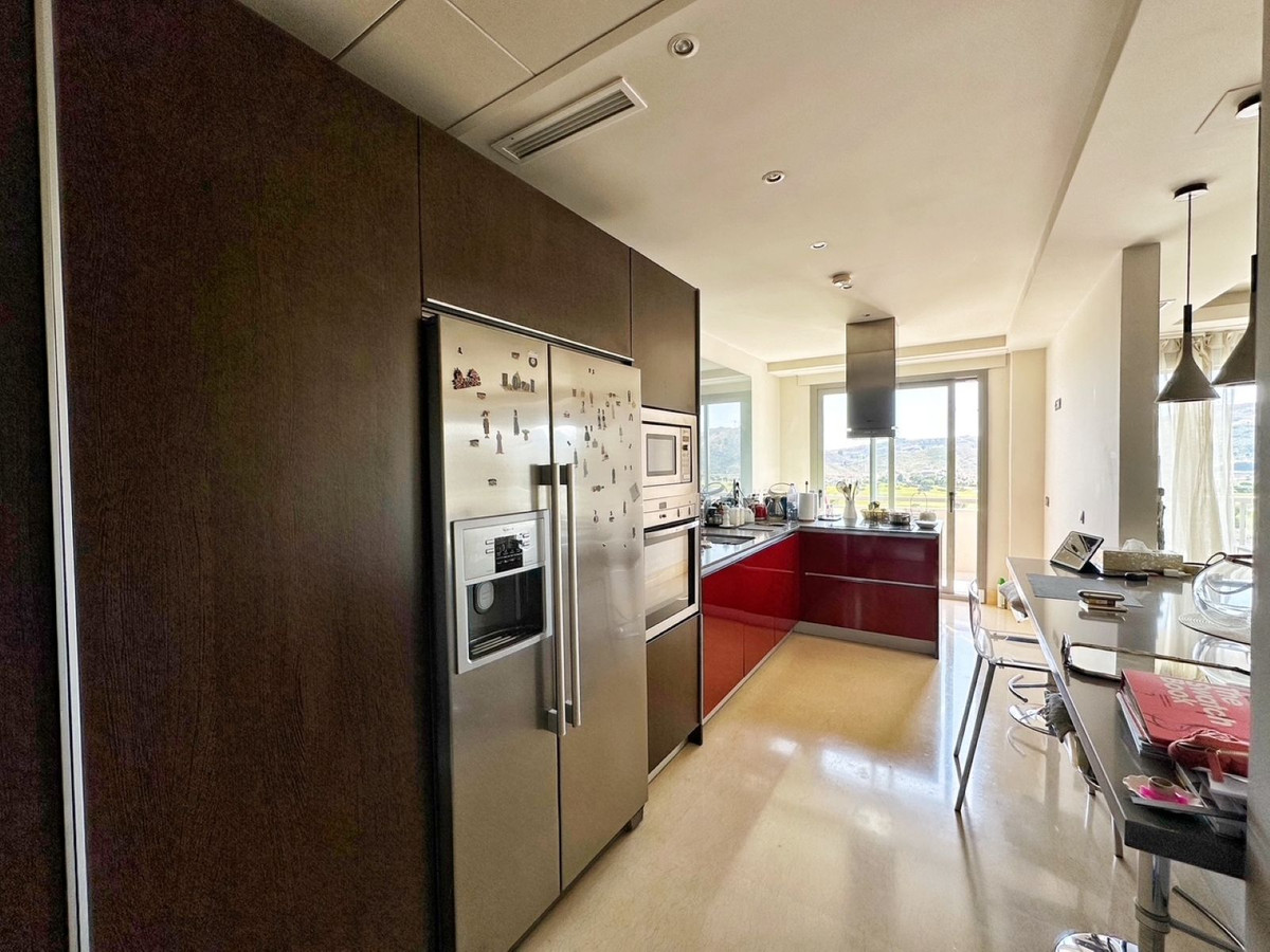 Te koop Penthouse Duplex Costa Del Sol Los Arqueros € 1.250.000,-