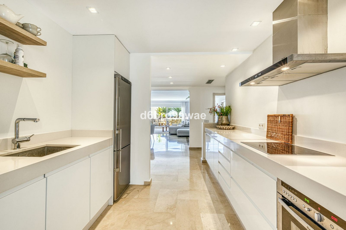 Te koop Middle Floor Apartment Costa Del Sol Marbella € 1.750.000,-