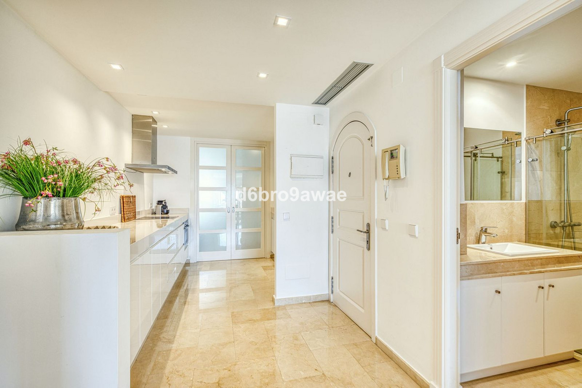 Te koop Middle Floor Apartment Costa Del Sol Marbella € 1.750.000,-