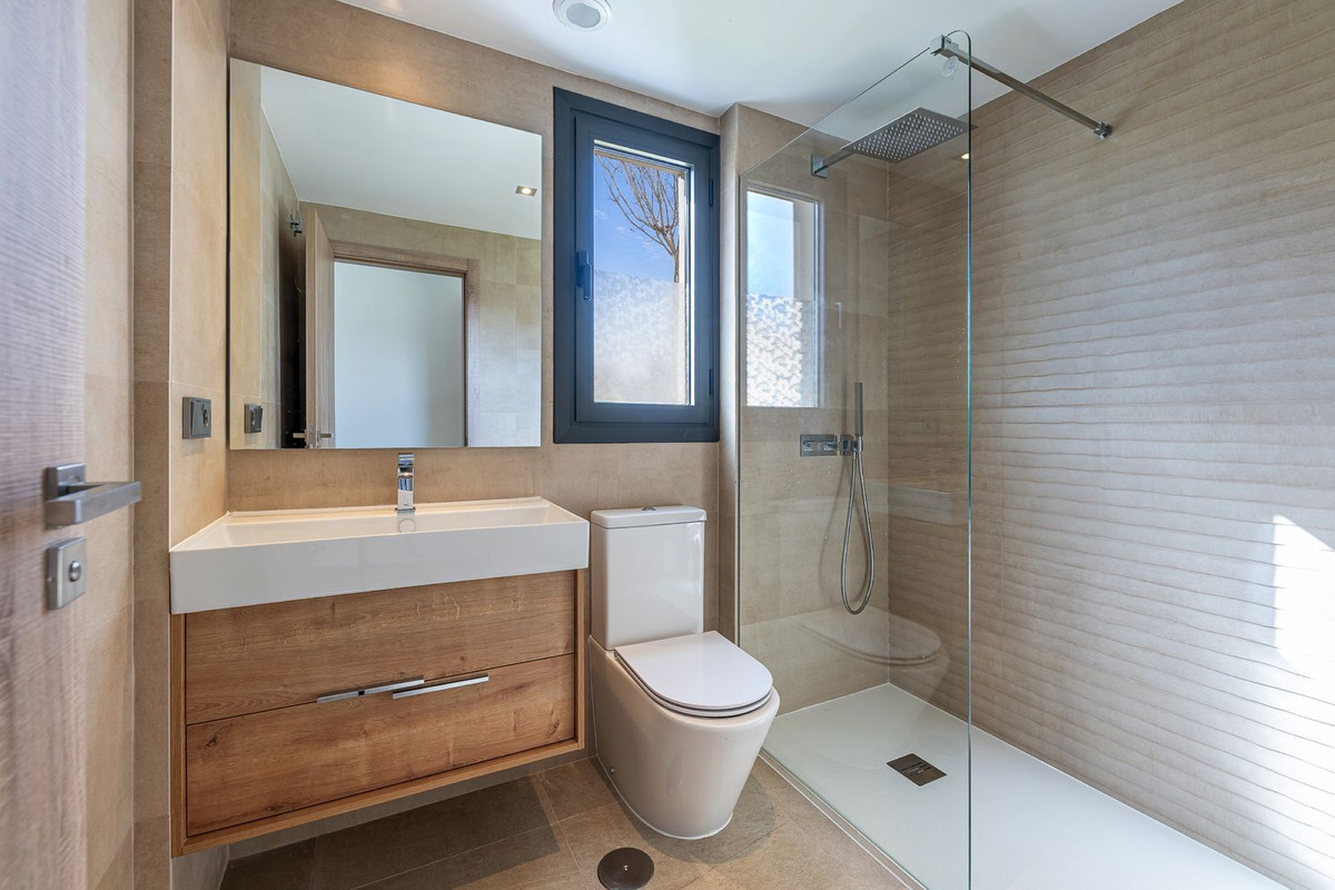 Te koop Gelijkvloers appartement Costa Del Sol Casares Playa € 475.000,-