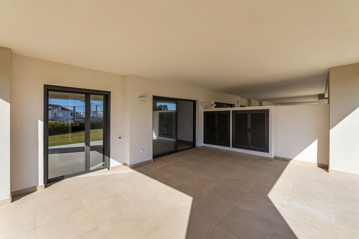 Te koop Gelijkvloers appartement Costa Del Sol Casares Playa € 475.000,-