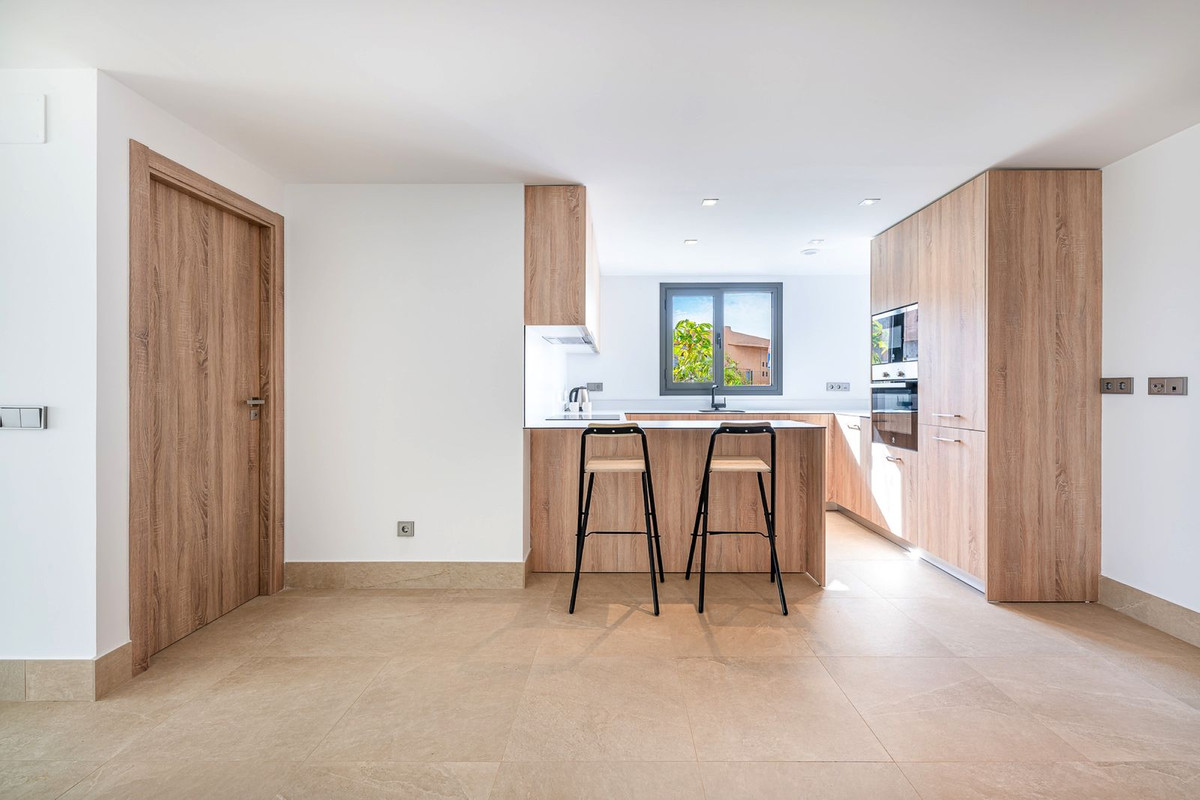 Te koop Gelijkvloers appartement Costa Del Sol Casares Playa € 475.000,-